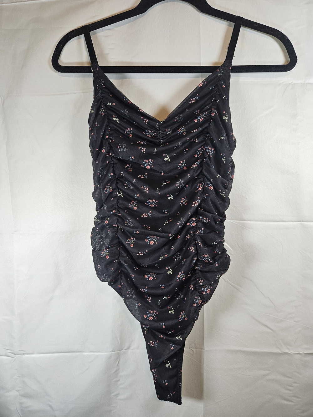 GUESS Black Floral Ruched V‑Neck Bodysuit with Pink Print Whimsigoth Boho Fairy